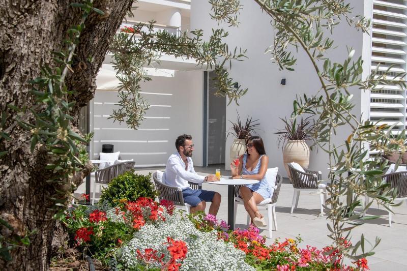 Mangia'S Himera Resort カンポフェリーチェ・ディ・ロッチェッラ エクステリア 写真